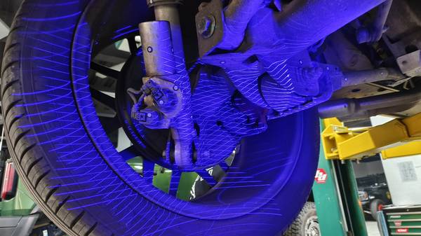 INSVISION AlphaScan Scanning a cast automotive underbody component